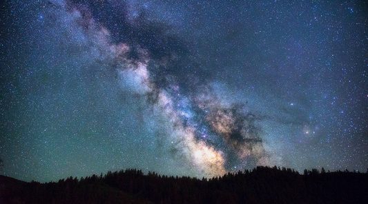 星空撮影の基本｜構図・露出・編集で夜景映像を美しく見せるコツ