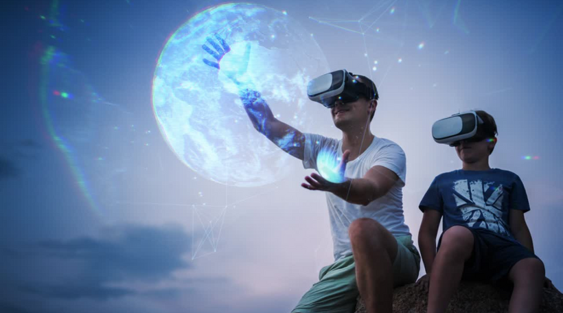 VR・ホログラム映像の未来｜体験型コンテンツを企業動画に活かす視点